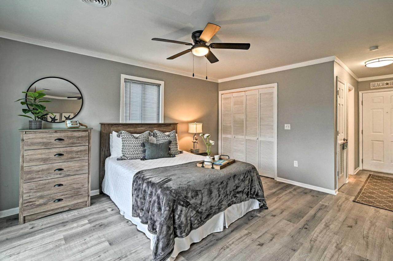 Surfside Beach Couples Retreat With Balcony! เมอร์เทิลบีช ภายนอก รูปภาพ