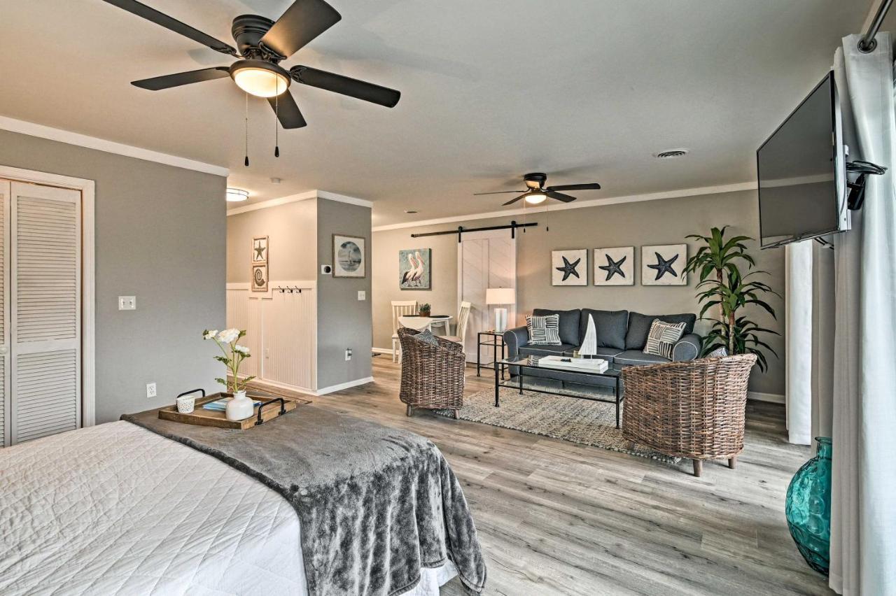 Surfside Beach Couples Retreat With Balcony! เมอร์เทิลบีช ภายนอก รูปภาพ